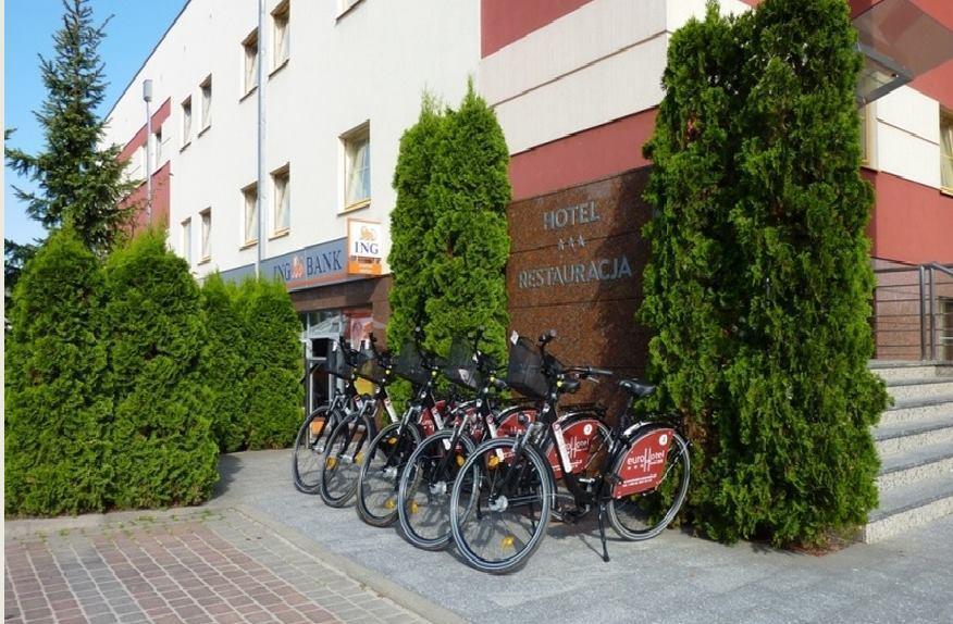 Eurohotel Сважендз Екстер'єр фото